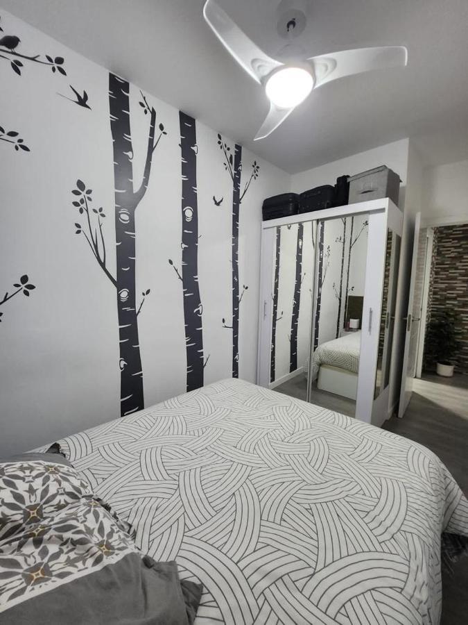 Embajadores, Apartamento Moderno Y Centrico Para 4 Madrid Exterior foto